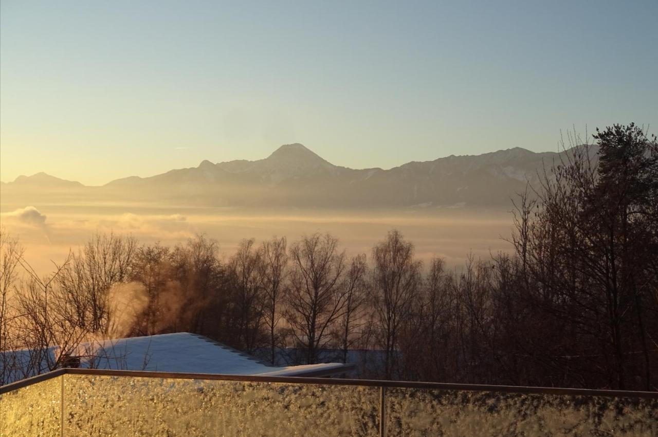 Haus Mit Traumhaften Ausblick Villach Exteriör bild